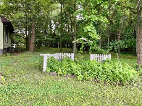 1108 E Carroll St, Herrin, IL 62948 photo 24