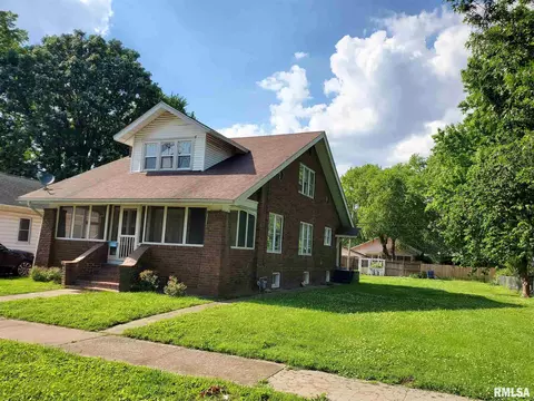 2120 Pine St, Murphysboro, IL 62966 photo 1