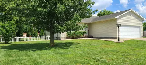 404 Emperor Ln, Herrin, IL 62948 photo 4