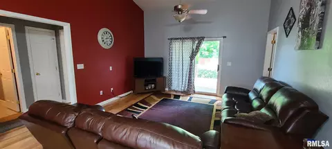 404 Emperor Ln, Herrin, IL 62948 photo 16
