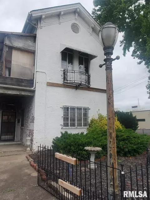 518 Center St, Cairo, IL 62914 photo 2