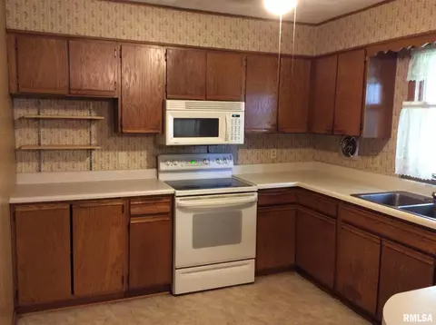 15075 E Reef Rd, Mount Vernon, IL 62864 photo 4