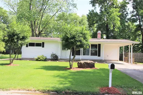 9 Candy Ln, Murphysboro, IL 62966 photo 2