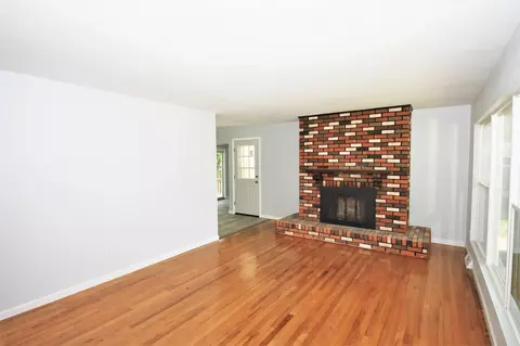 9 Candy Ln, Murphysboro, IL 62966 photo 4
