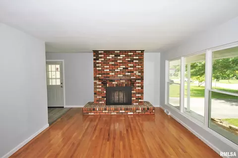 9 Candy Ln, Murphysboro, IL 62966 photo 5