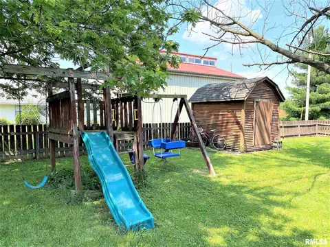 607 East Dr, Flora, IL 62839 photo 15