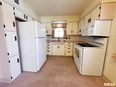 516 S Linden, Centralia, IL 62801 photo 15