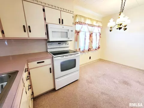 516 S Linden, Centralia, IL 62801 photo 12
