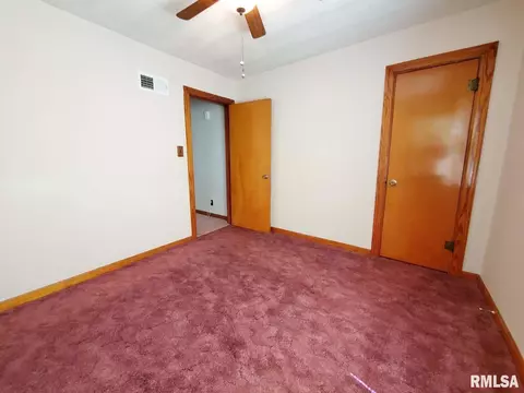 516 S Linden, Centralia, IL 62801 photo 27