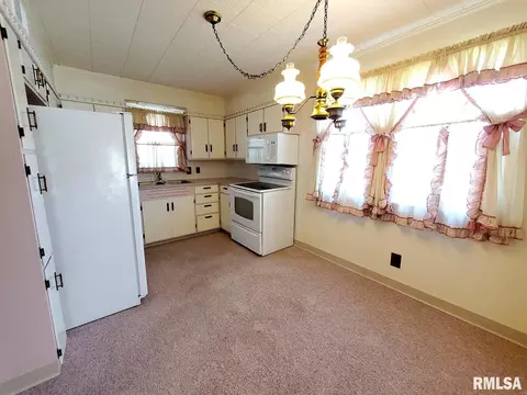 516 S Linden, Centralia, IL 62801 photo 13