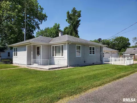 516 S Linden, Centralia, IL 62801 photo 1
