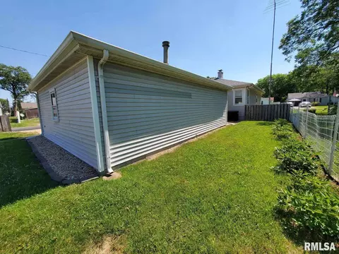 516 S Linden, Centralia, IL 62801 photo 9