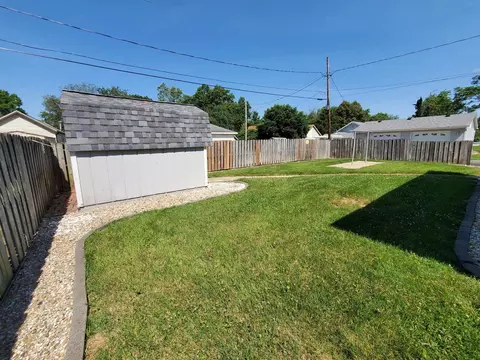 516 S Linden, Centralia, IL 62801 photo 8