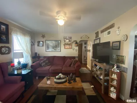 414 Anderson, Centralia, IL 62801 photo 3