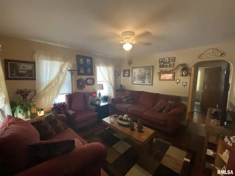 414 Anderson, Centralia, IL 62801 photo 4