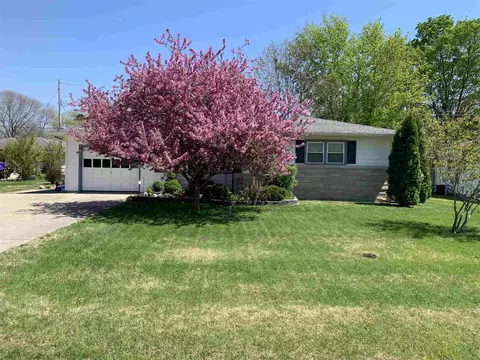 1311 Nelms Ave, Centralia, IL 62801 photo 1