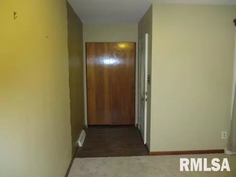 1311 Nelms Ave, Centralia, IL 62801 photo 6