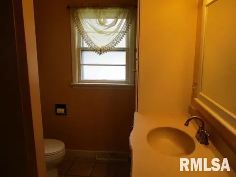 1311 Nelms Ave, Centralia, IL 62801 photo 18