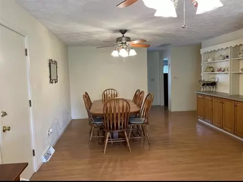 201 Golf Ln, Centralia, IL 62801 photo 16