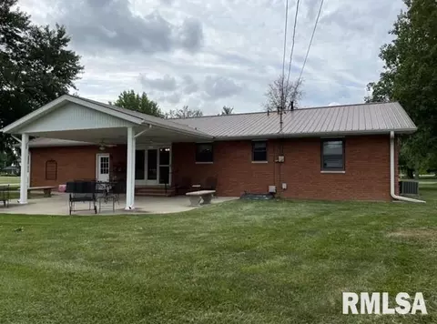 201 Golf Ln, Centralia, IL 62801 photo 5