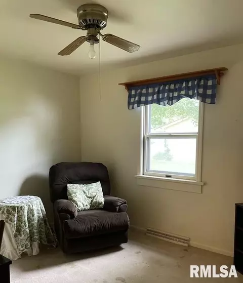 201 Golf Ln, Centralia, IL 62801 photo 24