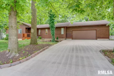 403 Jay Dr, Mount Vernon, IL 62864 photo 2