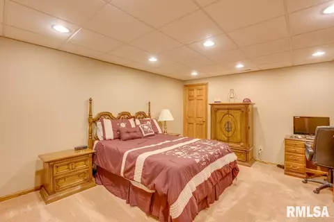 403 Jay Dr, Mount Vernon, IL 62864 photo 24