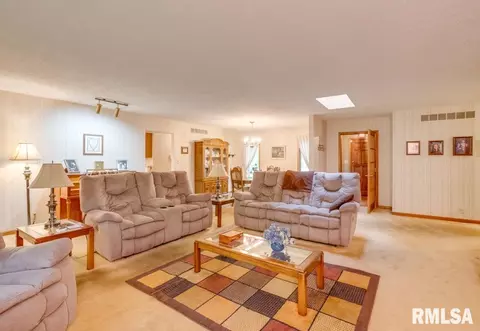 403 Jay Dr, Mount Vernon, IL 62864 photo 7