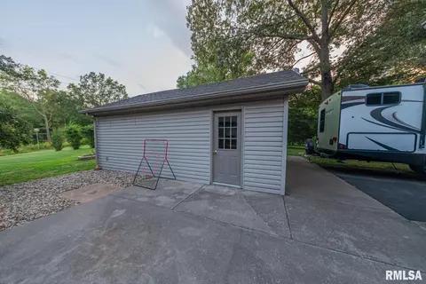 2006 Buckley Rd, Marion, IL 62959 photo 6