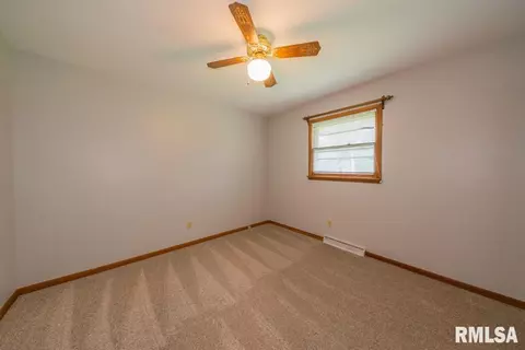 33 Cherry Dr, Mount Vernon, IL 62864 photo 20