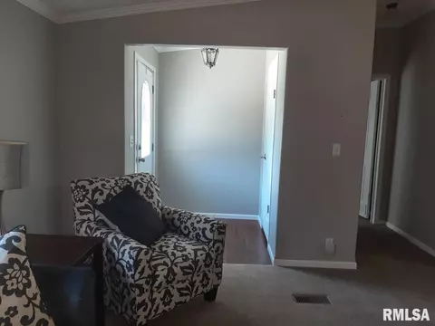 820 N 27th St, Herrin, IL 62948 photo 6
