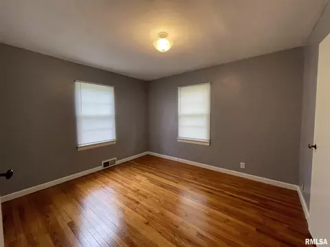 416 Sherry Rd, Marion, IL 62959 photo 9