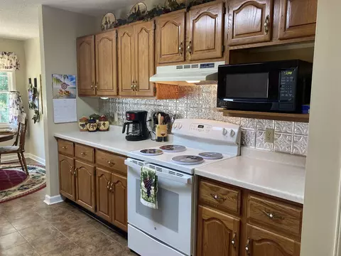 1903 Westminster Dr, Marion, IL 62959 photo 5