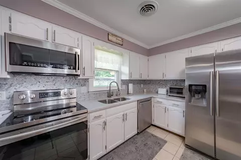 608 Indian Hill Dr, Herrin, IL 62948 photo 22