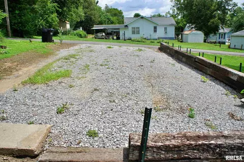 305 E 8th St, Metropolis, IL 62960 photo 7