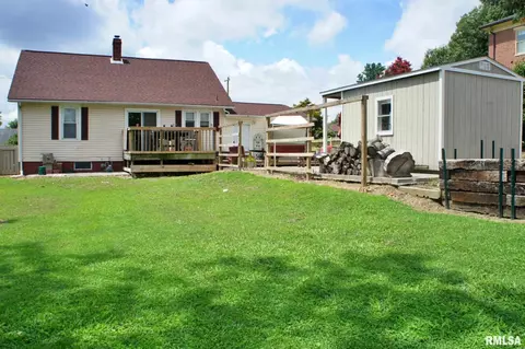 305 E 8th St, Metropolis, IL 62960 photo 4