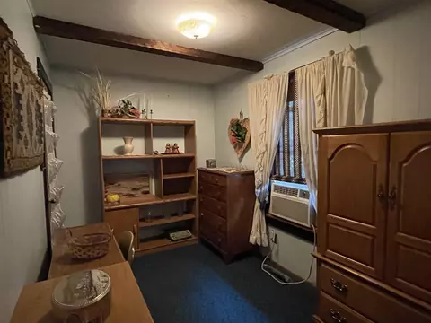 719 E Taylor St, Benton, IL 62812 photo 20