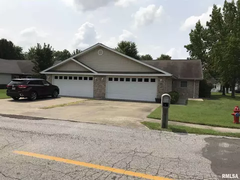 501 Morningside Dr, Marion, IL 62959 photo 2