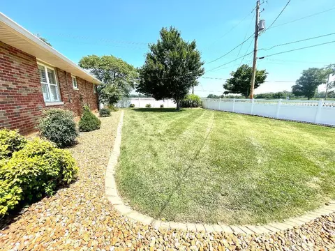 27 Greve Dr, Centralia, IL 62801 photo 8