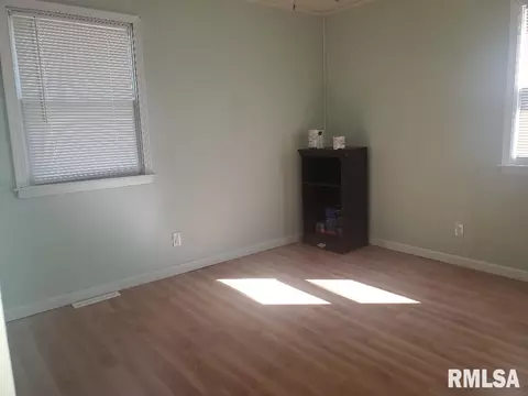 610 Front St, Tamms, IL 62988 photo 21