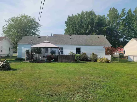 304 Bailey Ln, Benton, IL 62812 photo 4