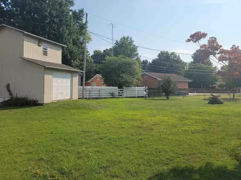 304 Bailey Ln, Benton, IL 62812 photo 7