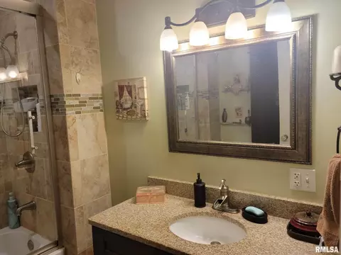 304 Bailey Ln, Benton, IL 62812 photo 18
