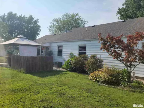 304 Bailey Ln, Benton, IL 62812 photo 5