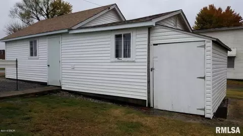 202 S Emma St, Christopher, IL 62822 photo 16