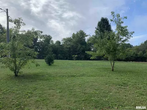 11697 Simon St, Marion, IL 62959 photo 2