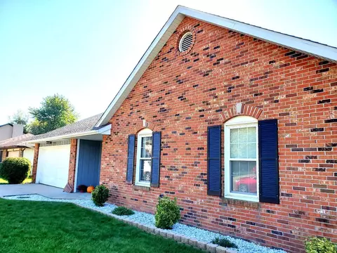 317 Aladar St, O'fallon, IL 62269 photo 2