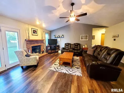 317 Aladar St, O'fallon, IL 62269 photo 15