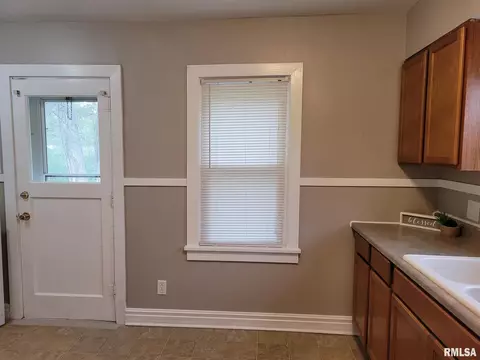 2813 Mannen St, Mount Vernon, IL 62864 photo 15