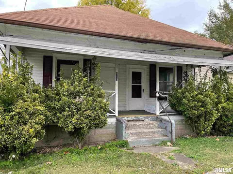 413 S Washington St, Carbondale, IL 62901
